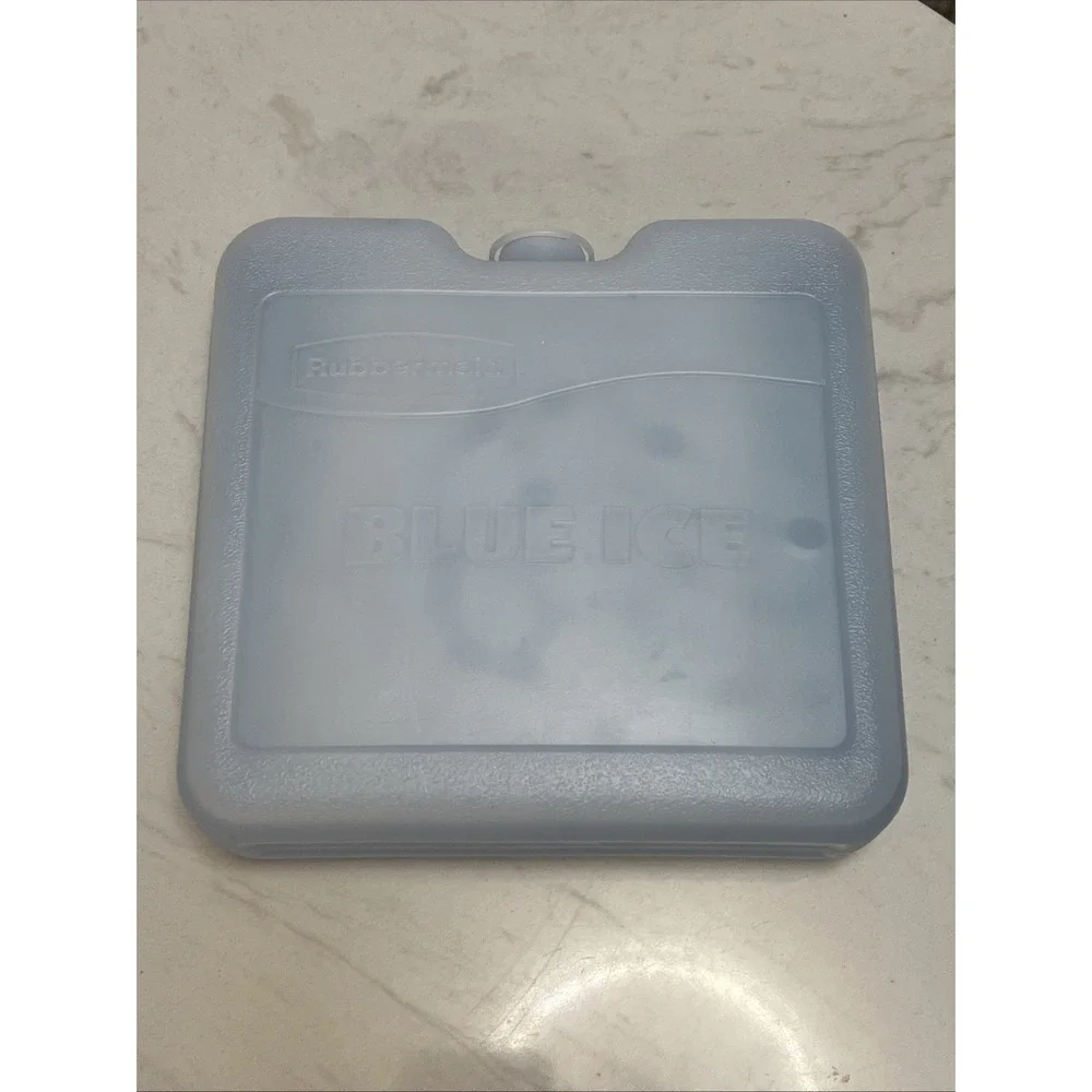 Rubbermaid Blue Ice Weekender Hard‎ Shell Freezeable Ice Pack #1034 for Cooler